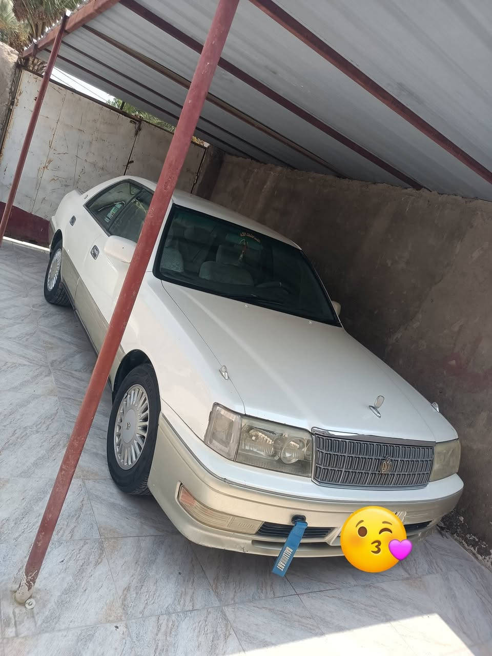 راس ثور موديل   1996 رقم بغداد مشروع وطني بسمي
تحويل ثاني 

تفاصيل سياره :-

مكفوله كفاله عامه من ضربه والكص ونقل الجثه والعيب الشرعي 

محرك وكير شرط فحص تبريد ثلج ويه سويج 

حداده امامي وخلفي جديد 

داخل جديد مشدود 

كهربائيات شغاله من دعاميه لدعاميه 

سياره جديده معنى الكلمه مابيها اي نقص  

العنوان ذي قار  الغراف 

***********
