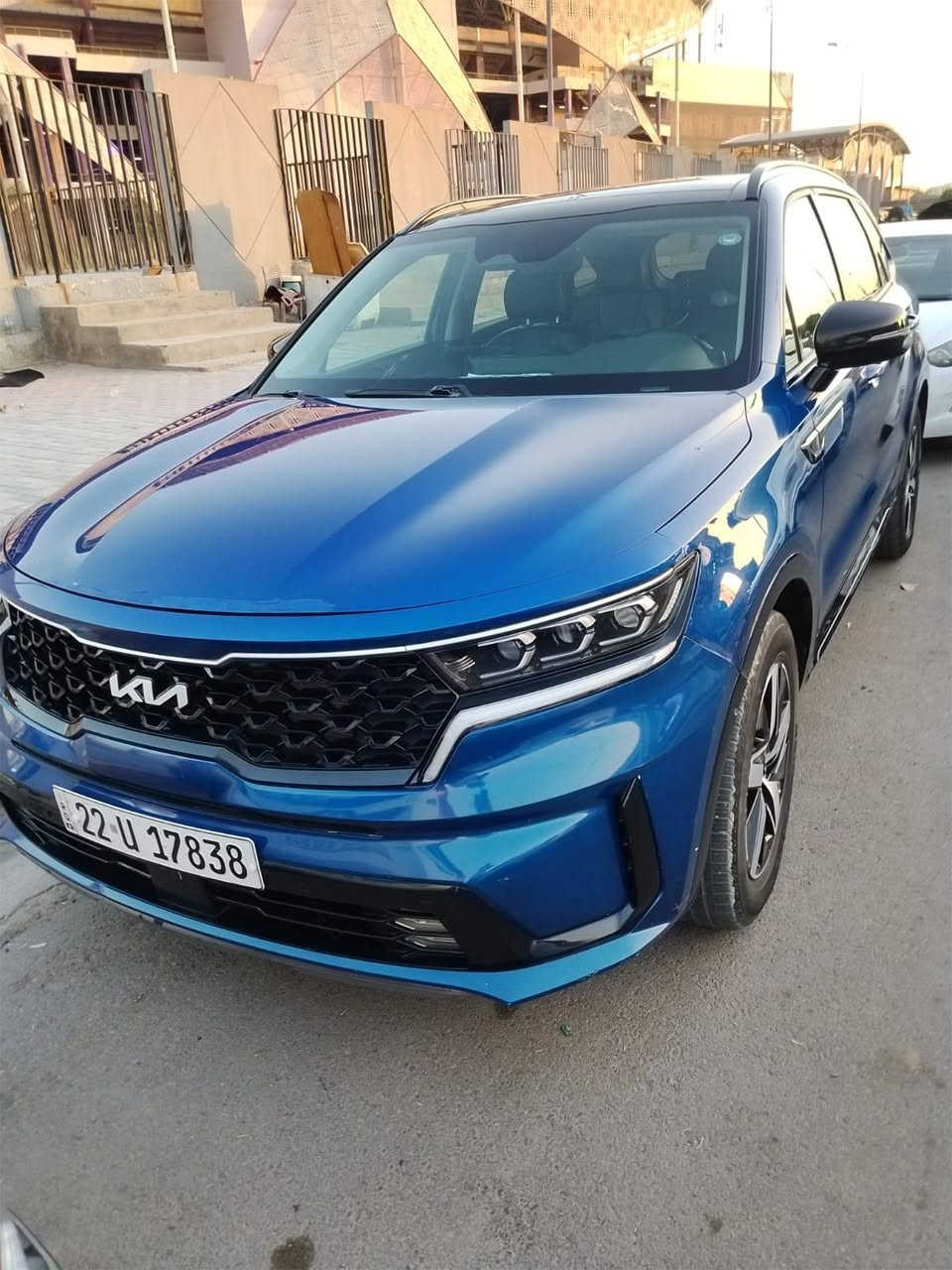 كيا سورنتو 2023 فول مواصفات وارد امريكي حادثه بس المقدمة الي قبل  البنيد الفايبر كلاس وبينه بارد كد اصبع مقدمة البنيد فول مواصفات رقم اربيل 
السعر 20000$
الشرائح يتصل ***********
