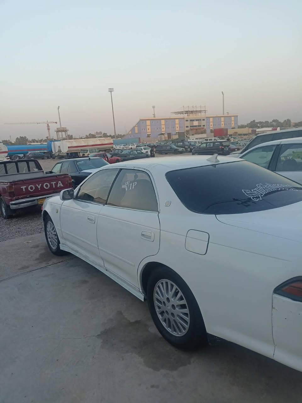 مارک بو فرۆشتن مەکینەی ئونجی گێر و مەکینەی لۆکە سەیارەکە رێگە بیدانی مروری هەیە دەعم ولیدراوی نییە لەسەر ساغی بۆیاغە ناو ودەشتی لۆکە گێجی هەموی ئیش دەکا جام کارەبایە ..زور هەرزانە..... لەکەلارە ***********
