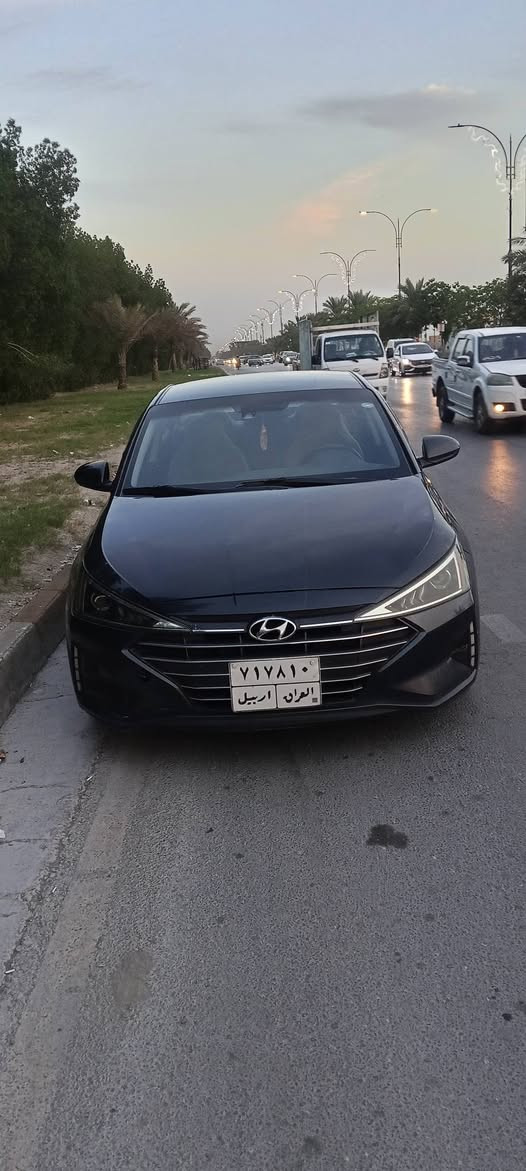 السلام عليكم النترا للبيع وارد امريكي صور حادثها مرفوقه ويا السياره سونارها موجود سنويتها ما ساقطه سياره جديده السعر 112 بيع او مراوس مكان السياره كربلاء رقم الهاتف ***********...***********
