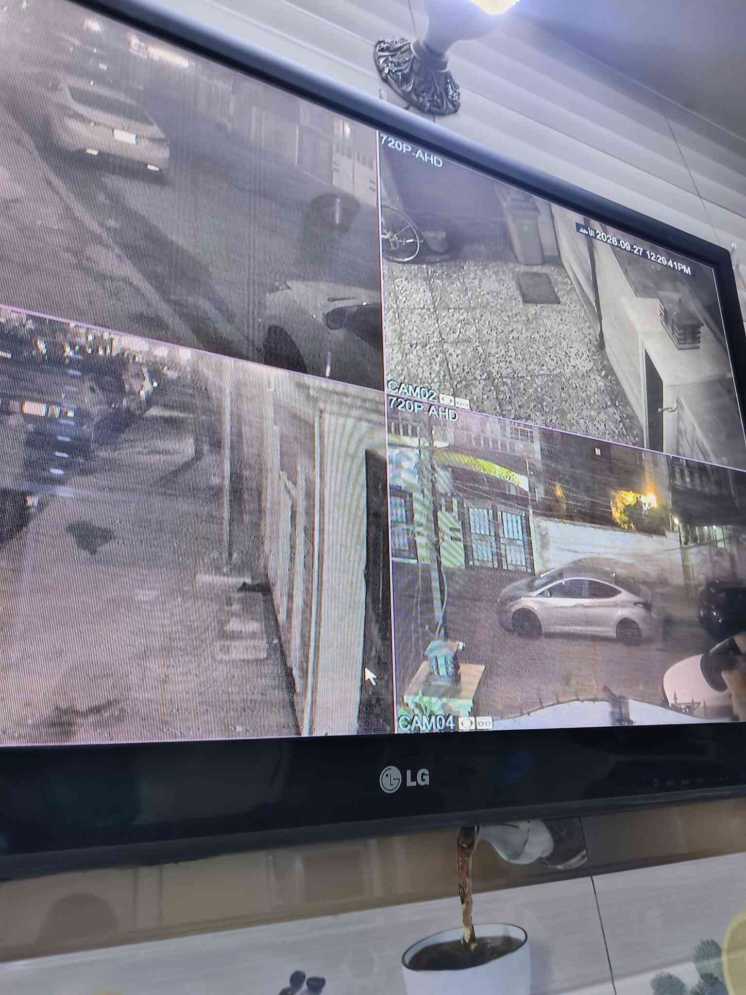سلام عليكم تلفزيون LG حجم42للبيع العنوان بغداد الجديدة النعيرية للتواصل *********** السعر 150الف وبيه مجال

نص مكتوب في الصور:
- 720P-AHD
- CAM01
- CAM03
- 2026-09-27 12:29:26PM
- CAM02
- CAM04