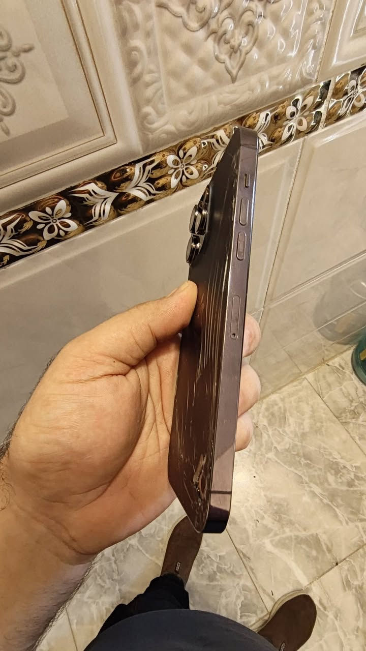 ١٤بروماكس مبدل شاشة اصلية وظهر مكسور كلة شغال وكشي واضح بالصور مكاني بغداد الزعفرانية الشراي يخلي سعر باليرضي الله ***********

نص مكتوب في الصور:
- ٩٢ ٢:٢٦ حول الاسم masha iPhone إصدار iOS 26.6.2 اسم الطراز iPhone 14 Pro Max رقم الطراز MQ9X3ZP/A الرقم التسلسلي KH4L1CQRQ4 انتهت صلاحية التغطية سجل تاريخ القطع والخدمة الأغاني الفيديوهات ١٠٤ الصور ٢٧٥ التطبيقات ٢٠ السعة ٢٥٦ غ.ب. متوفرة ٢١١,٦٣ غ.ب.