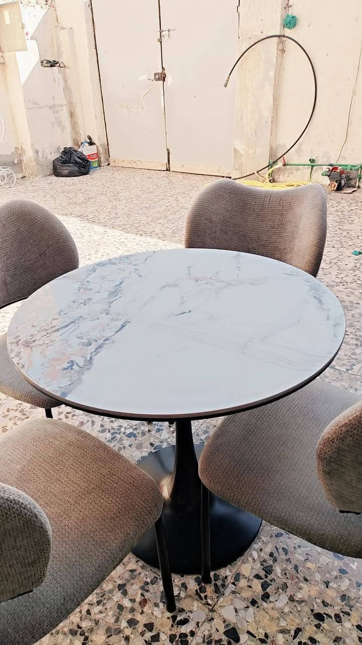 اسلام عليكم اعيد نشر بسبب لوعود لكاذبه ميز طعام مرمر الصلي الله شاهد صالي شهر اخذته ميتين الف   فا هسه اريد بييعه رايده 125نهايته بدون عمله رجاءن  ***********
