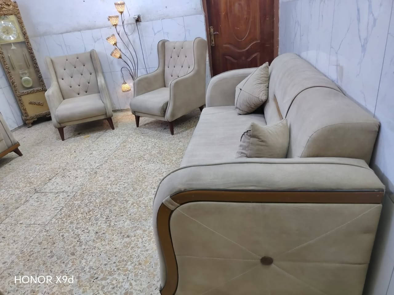 السعر ٣٥٠للتواصل والاستفسار 
*********** واتساب
