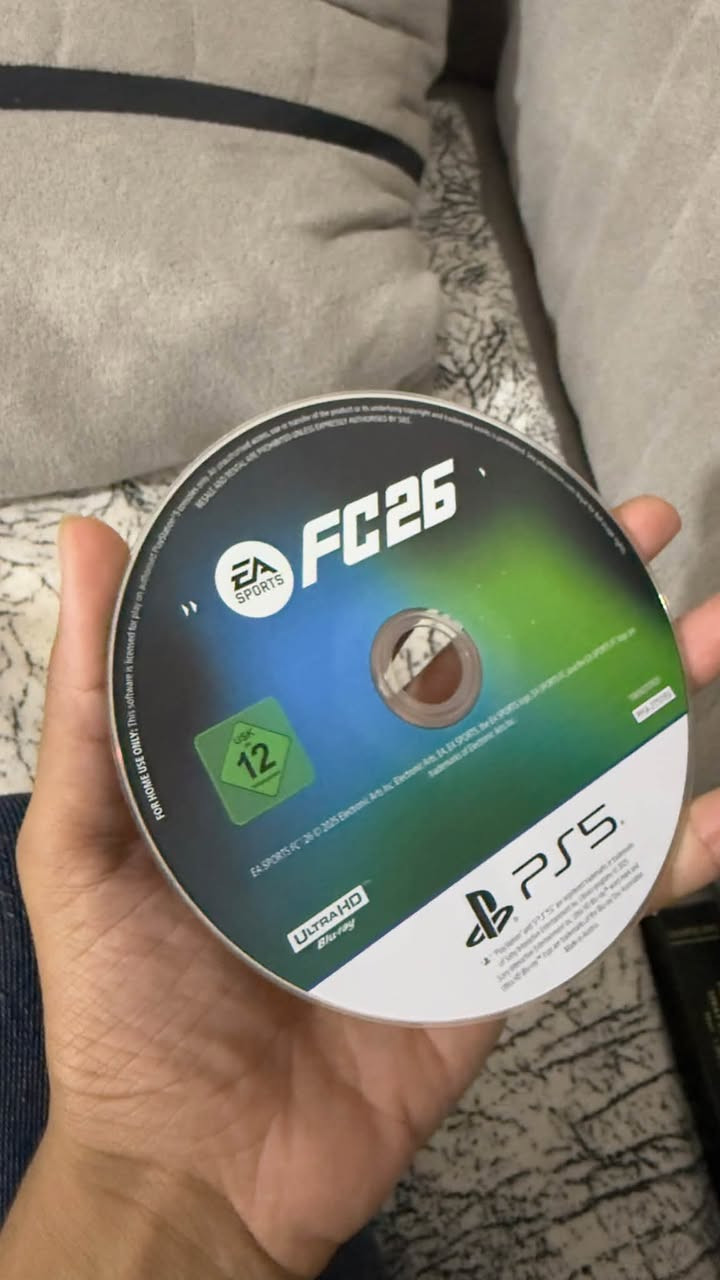 السلام عليكم اخوان قرص فيفا 26 مال ps5 نظافة فوول مشتغل مرتين فقط ومضموم مجرد مفتوح من الجيس والغلاف مالته ومستخدم مرتين فقط السعر 55الف وبي مجال للتواصل خاص او على الواتساب ***********
