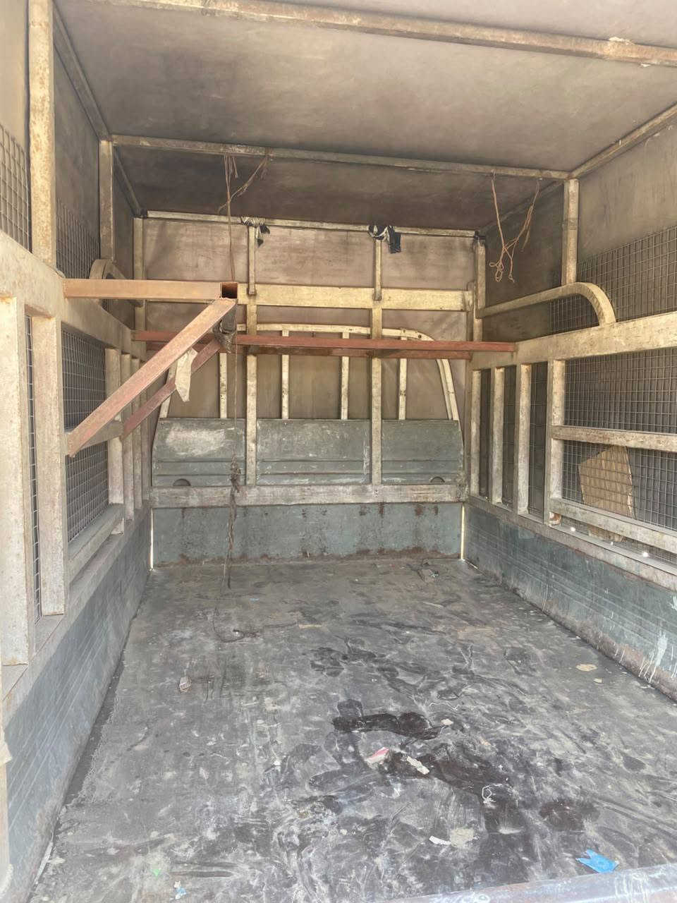 محجر اللبيع  معة جادر مطري سعر ٤٠٠ وبي مجال  رقم ***********
