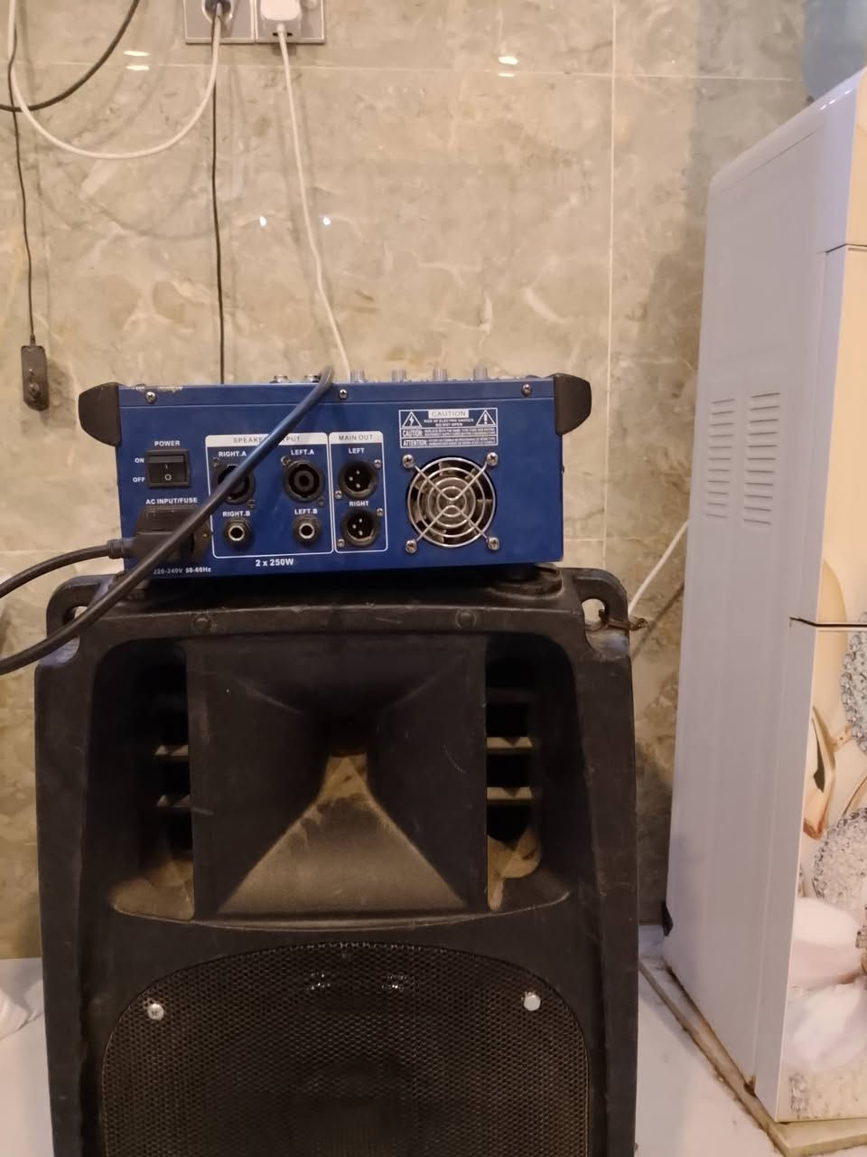 السلام عليكم جهاز مكسر يماها 
وسماعه لبيع
مكاني ناصرية مركز لا يوجد توصيل 
رقمي راسني بس على وتساب الخط مو عندي
***********
