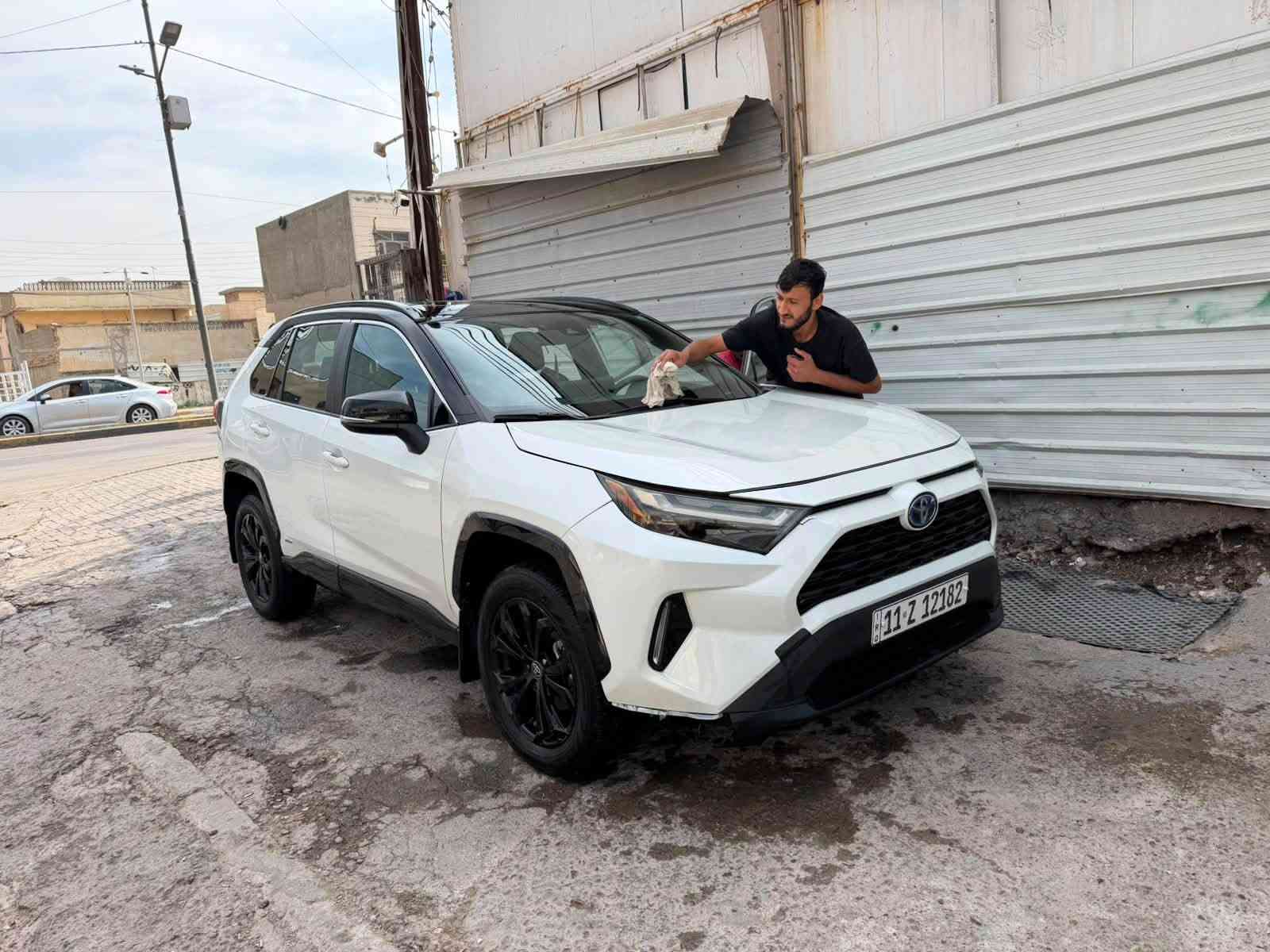 راف فور • هايبرد • ٤٩٠٠٠ كم