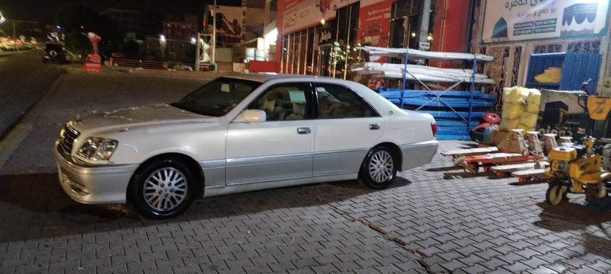 سڵاو هاوڕێیان لەسەر ئیزنی ئەدمین
مەلیکەی ساخ ساخ ساخ
مۆدێل 2002
مەکینە گەورە 
پێشودوا کریستاڵ
چوارکوشن کارەبا 
سوکان کارەباو تەحدی سورعە
سێ دووگمەو پەردە
بانسی پێشودوای تازە گۆڕاوە
کۆدی هه یە بارکۆدی وەرگرتوە
بێمەسرەفە 
سعری 50$مەجالێکی برایانە 
***********
