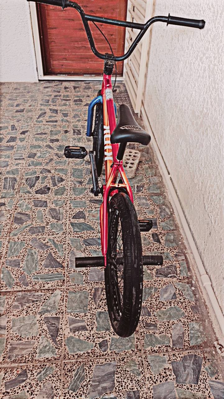 بايسكل ابو سبع الولن BMX السعر 70وبي مجال حك الجية المكان بغداد الكمالية بداية شارع الصفر للستفسار ***********