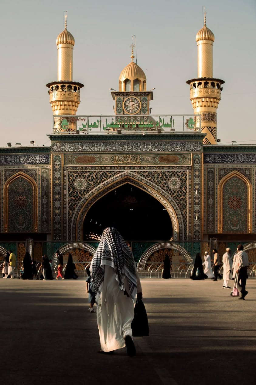 🌹🕌 حملة نور المصطفى لزيارة العتبات المقدسة 🕌إلى أهالي مدينة الحمزة الغربي (ع) و**#المدحتية** والمناطق المجاورة 🌿
الهاشمية __ مركز الحلة __ الدبلة __القاسم المقدسة__السياحي. 

يسرّنا الإعلان عن برنامج زيارة كربلاء المقدسة 🤲

📍 الوجهة: كربلاء المقدسة
💰 سعر الرحلة: 5,000 دينار فقط
📅 تاريخ الحملة: يوم الخميس 27/8/2026
🕑 موعد الانطلاق: الساعة 2:00 ظهراً
📍 مكان الانطلاق: فلكة الساعة – الحمزة الغربي (ع)

✨ فرصة مباركة لزيارة سيد الشهداء الإمام الحسين وأخيه أبي الفضل العباس (عليهما السلام).

🤲 نسأل الله أن يرزقكم الزيارة والقبول وقضاء الحوائج.

🌹 حملة نور المصطفى لزيارة العتبات المقدسة 🌹

***********
***********
