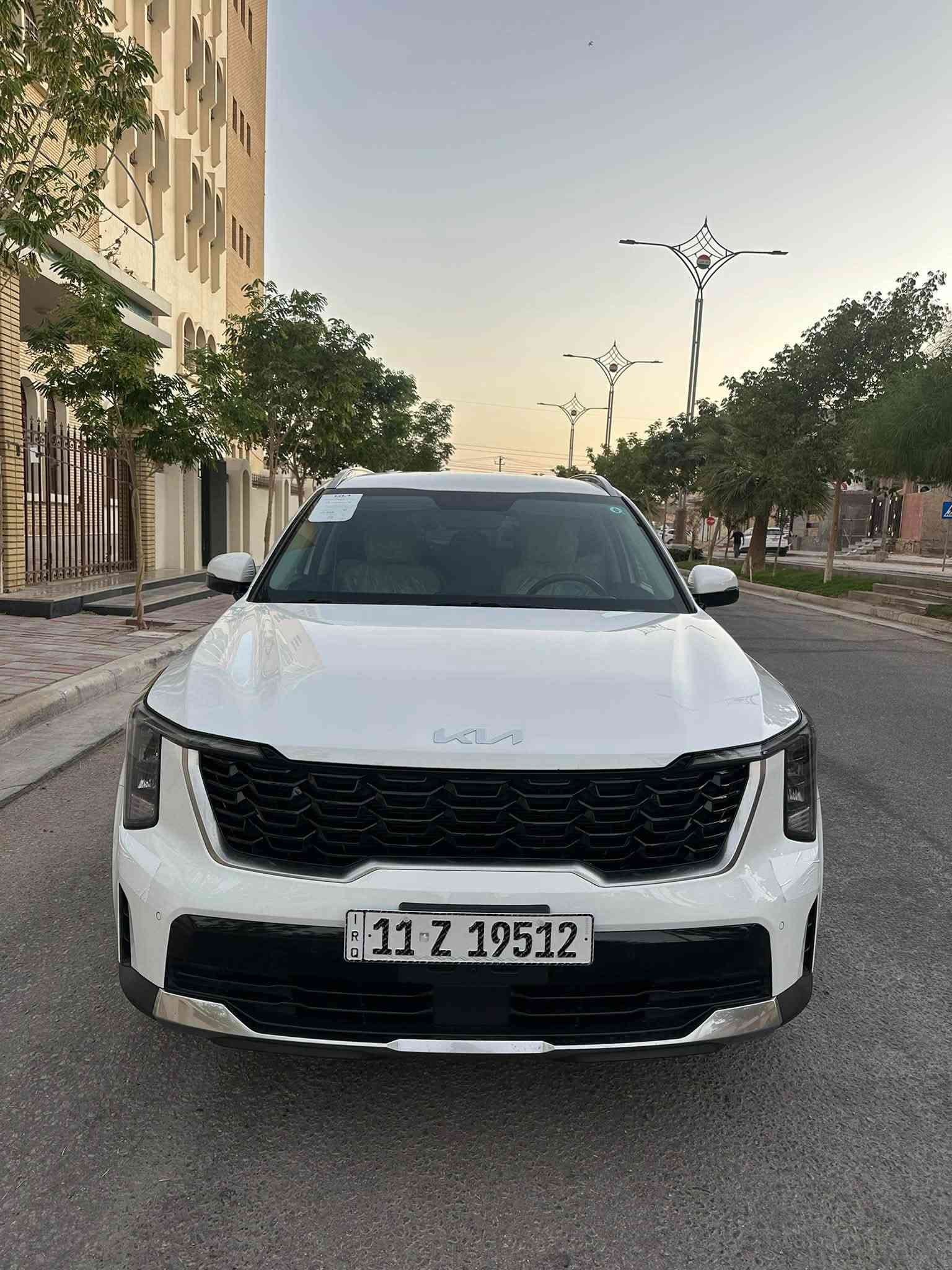 ✅سورنتو موديل 25 بغداد دولي خليجي
📌 تحويل مباشر 
السيارة كفالة عامة من البارد والضربه والصبغ والتكحيل شرط  

ماشية 20، محرك 6 سلندر

بصمة
بانوراما
حساس أمامي خلفي جانبي
ويل كب حجم 20
أشاير بالمري
كروز سرعة
تحكم ستيرن
مري شفط
سايد بريك بصمة
بك لايت LED
نظام ترحيب
محرك 6 سلندر
شاحن لاسلكي وشواحن بالمقاعد 
أريل نفكيشن
مقاعد عدد 7
ثلاث قطع تبريد
يدات كروم
درايف مود أربع وضعيات للقيادة
بصمة أبواب
كشن السائق والراكب كهرباء
السبير موجود، ويل 20
كامرة دوارة
LED نهاري
مانع انزلاق
أوتو هولد
شاشة متصلة
تبريد بيانو لمس
إنارة محيطية
جنطة كهرباء
تبريد منفصل
العنوان : كربلاء المقدسه 
 للاستفسار / شراي خابرني وعيوني الك 
*********** مهندس مصطفى
