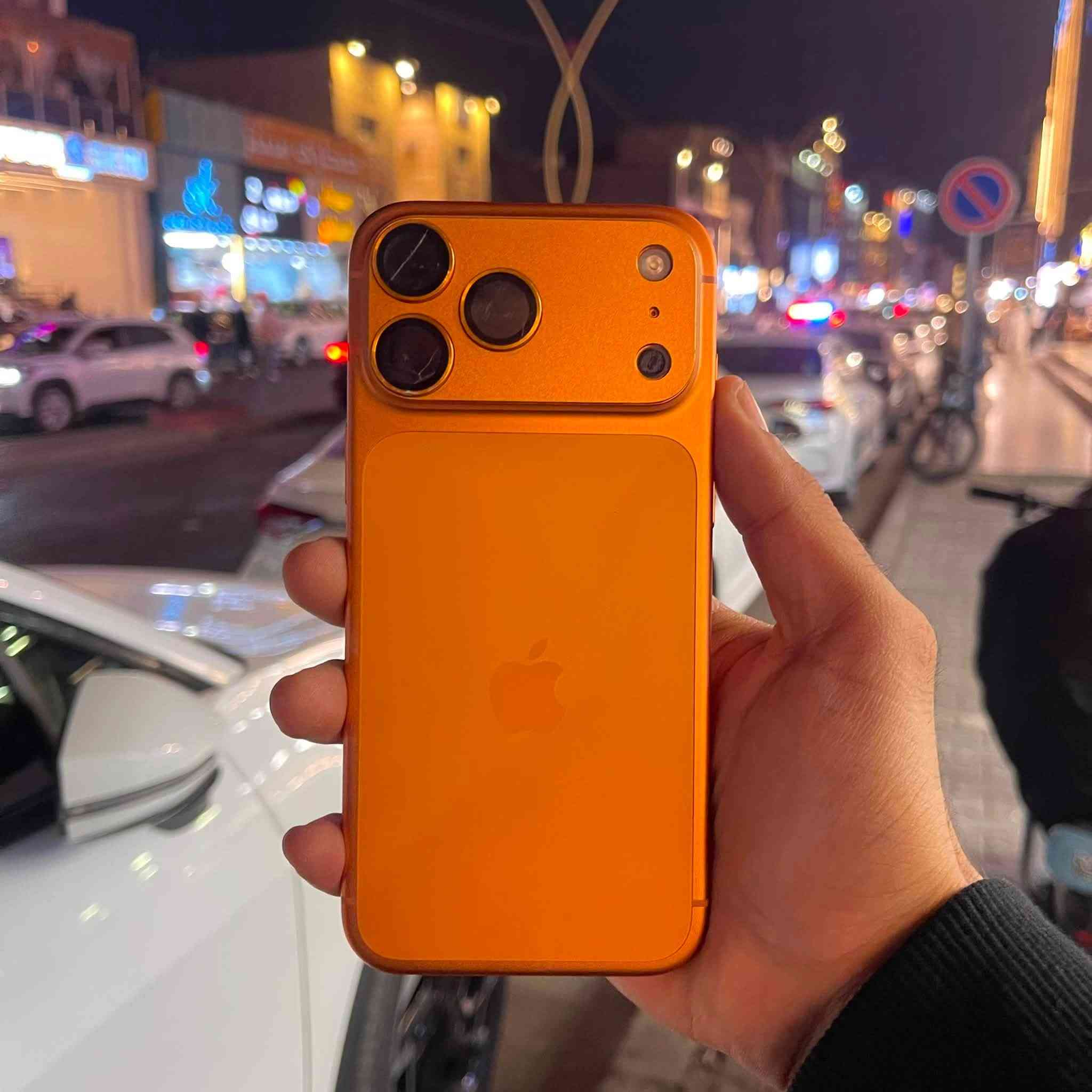 آيفون ١٧ برو ماكس • ٢٥٦ • بطارية ١٠٠٪