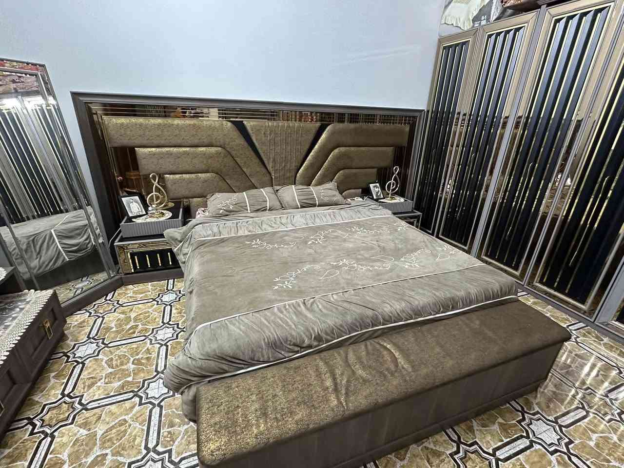 سلام عليكم غرفه لبيع ١٢ قطعه ‪+964 788 520 6585‬
