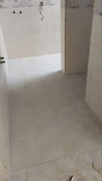 بلاط • درج • واجهة