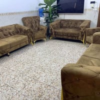 عشره مقعد بعده جديد ماخذي با 600. سعر حاليا 300. ..07725689868