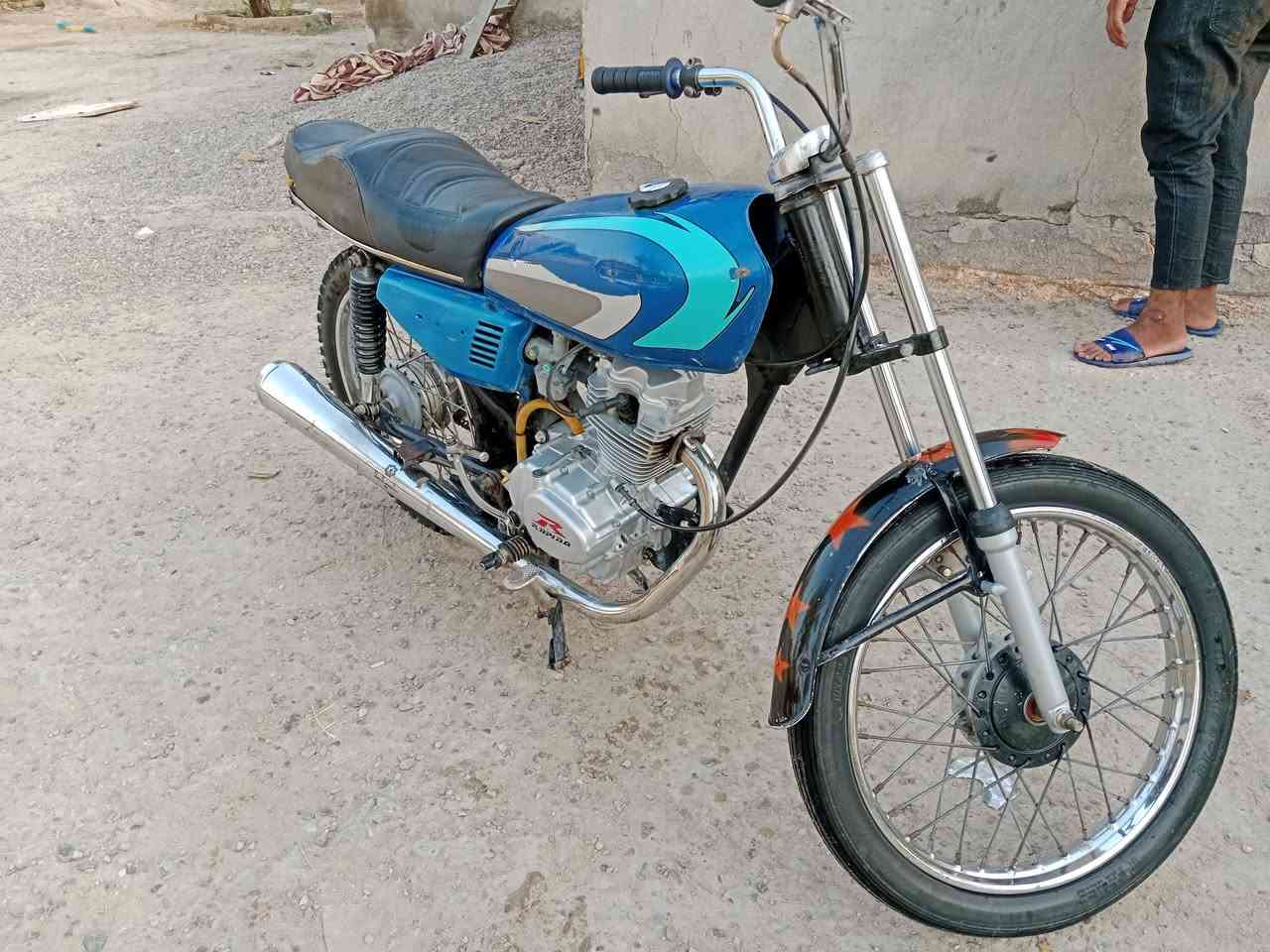 اربعه كير للبيع مكينه رابيدو مفتوحه ما تبخير  صوت ناعم سعر 350 وبيه مجال مكان كوفه قرب معمل لاسمنت ***********

