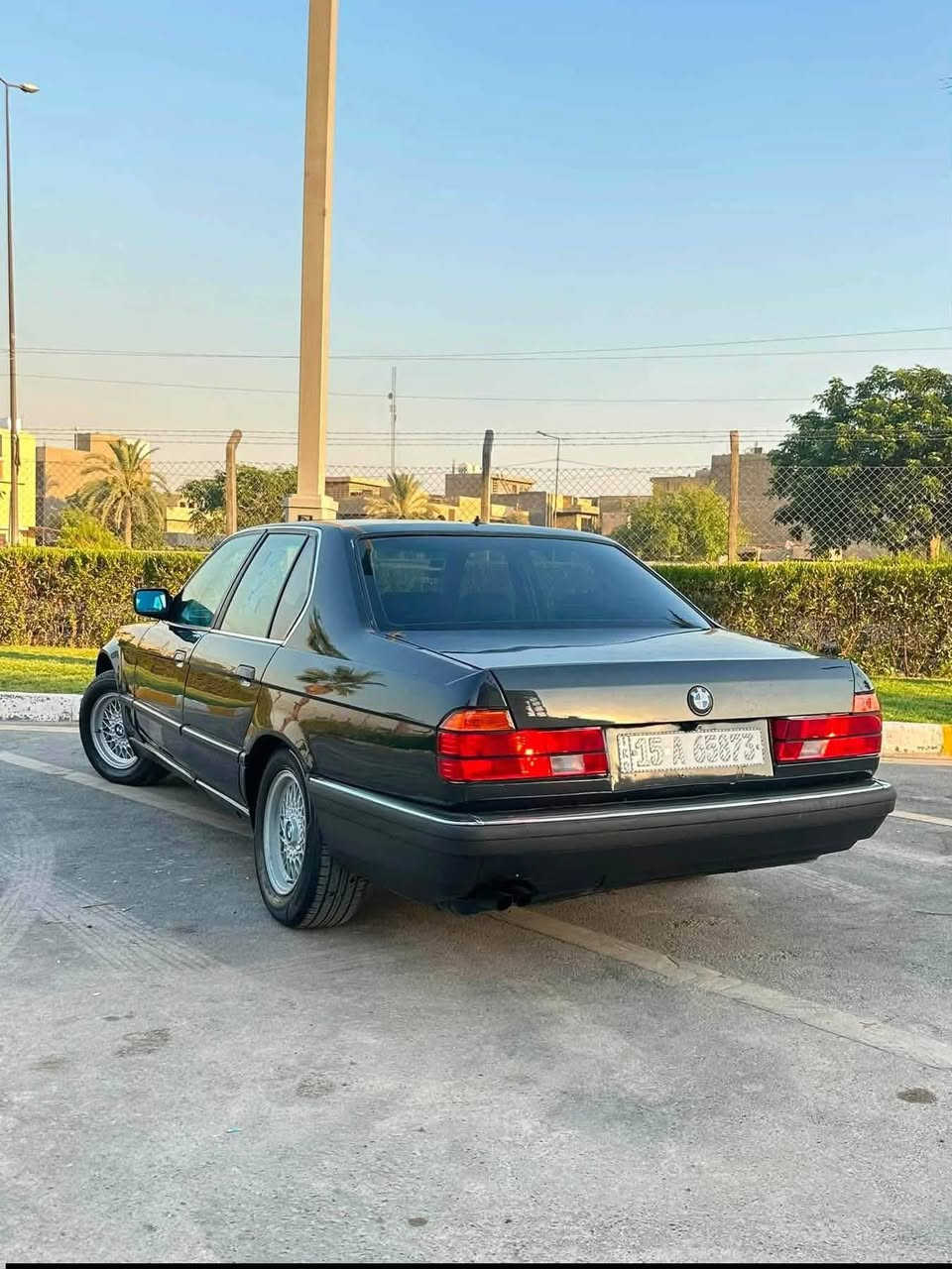 للبيع BMW 1990 محرك كير صدر جدد تبريد ثلج محرك 30 سته سلندر فول مواصفات بسمي سياره مكاني بغداد البياع *********** 
السعر 55
