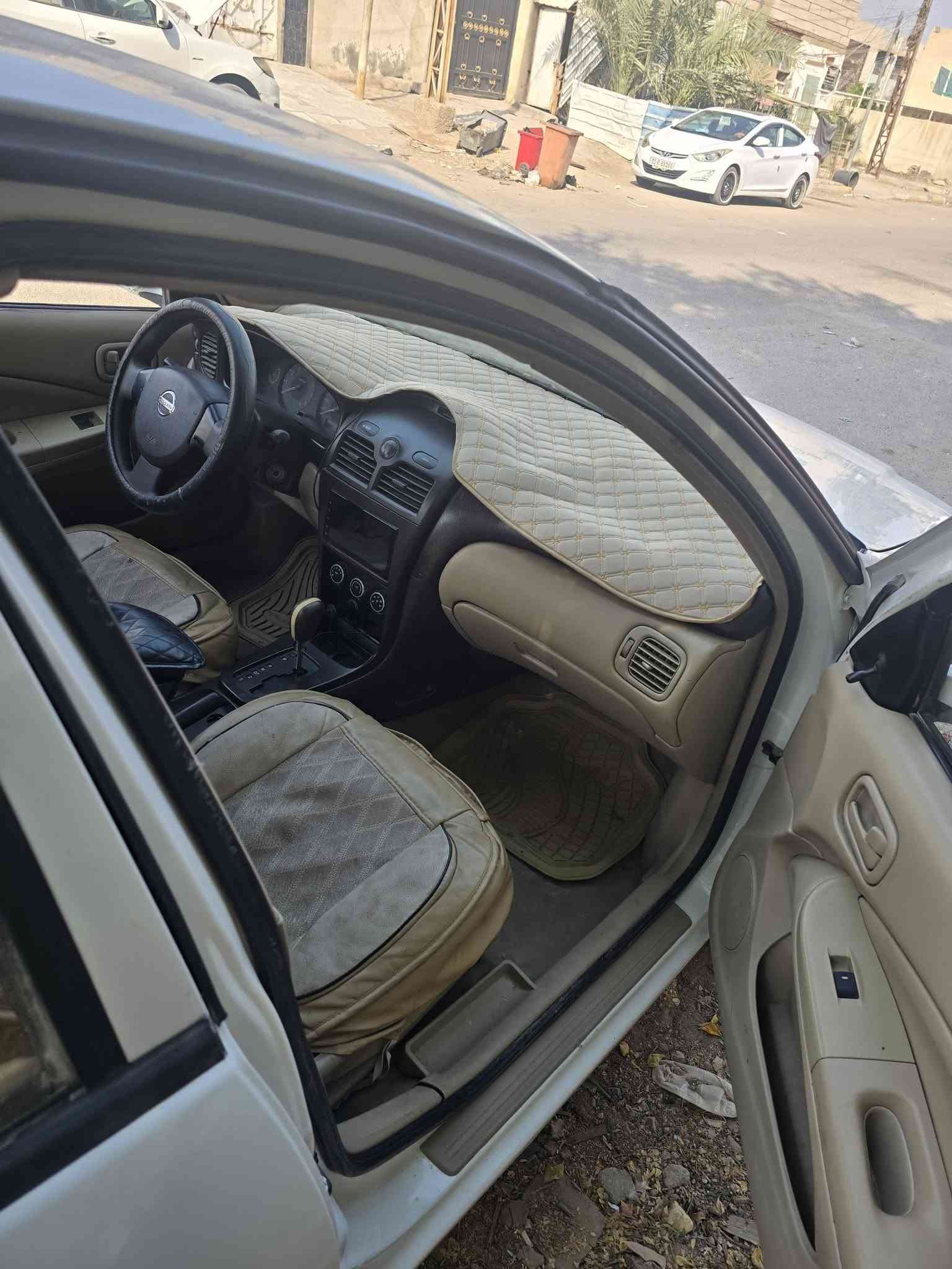 سلام عليكم نيسان سني ٢٠١٢ باسمي جاهزه من كل شي تبريد مكينه كير حداديه مكفوله من ضربه وتبديل بيها بارد صبق باب بدون ضرر سعر ٩٠ مكاني ناصريه  ***********
