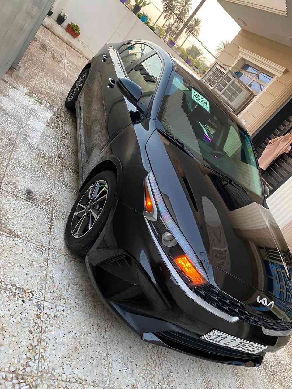 كيا فورتي 2024 وارد أمريكي 🇺🇸
‏❤️حادثهه فقط جاملغ عكس السايق بارد 
💙صور الحادث 👇

https://bid.cars/en/lot/1-78707424/2024-KIA-Forte-3KPF24AD0RE837171#

📍 رقم بغداد بسمي 
⚙️ المحرك: 2000 دوش

ماشيه ١٤ الف 

المواصفات:
🔥 نشره داخليه محيطيه 🔥
 • رادار أمامي
 • تحديد مسار / سياقة ذاتية
 • Auto Brake – توقف ذاتي عند الاقتراب ⛔️
 • كاميرا خلفية دوّارة 📷
 • شاشة كبيرة تدعم Android Auto / Apple CarPlay 📲
 • فول تحكمات ستيرن
 • 3 أنظمة قيادة: Sport / Normal / Smart
 • كروز مثبت سرعة
 • ويل كب كروم
 • منافذ USB / AUX / 12V
 • 4 دسك + ABS + مانع انزلاق

✅ السيارة بدون أي نقص
السعر  153 وبيهه مجال بسيط 

📍 العنوان: بغداد – الرصافة_حي القاهره

📞 ***********
