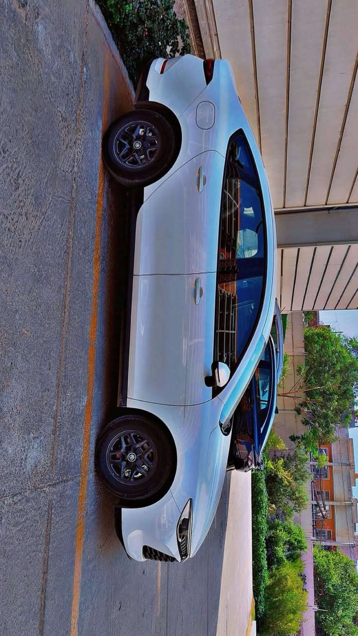 السلام عليكم ورحمة الله وبركاته
Byd كن بلص  للبيع 

موديل 2025

الرقم بغداد 

عداد المسافة 16 الف كيلو 

المكينة 10 آلاف وعالبطارية 6 الاف 

السيارة كير محرك بطارية كلشي مكفول على وضع الشركة 

مواصفات 

اوتو هولد 

تشغيل عن بعد 

بصمة باب سائق 

بصمة تشغيل 

تبريد ثلج ماشاءلله مو طبيعي 

التقويله تمشيك 2000 كيلو مع الشحن 

حساسات خلفية 

كامره خلفية 

كروز سرعة 

متعدده القياده 

ايكو وعادي وسبورت 

تسارعها من صفر لل 100. ب 8 ثواني 
بيها تكحيل بالدعامية الخلفية 

السعر 19 مليون و  200 وبيها مجال حك الجية 

يعني 128 ورقة 

المكان بغداد المنصور 

للتواصل 

واتساب 

***********

للتواصل اتصال 

***********
