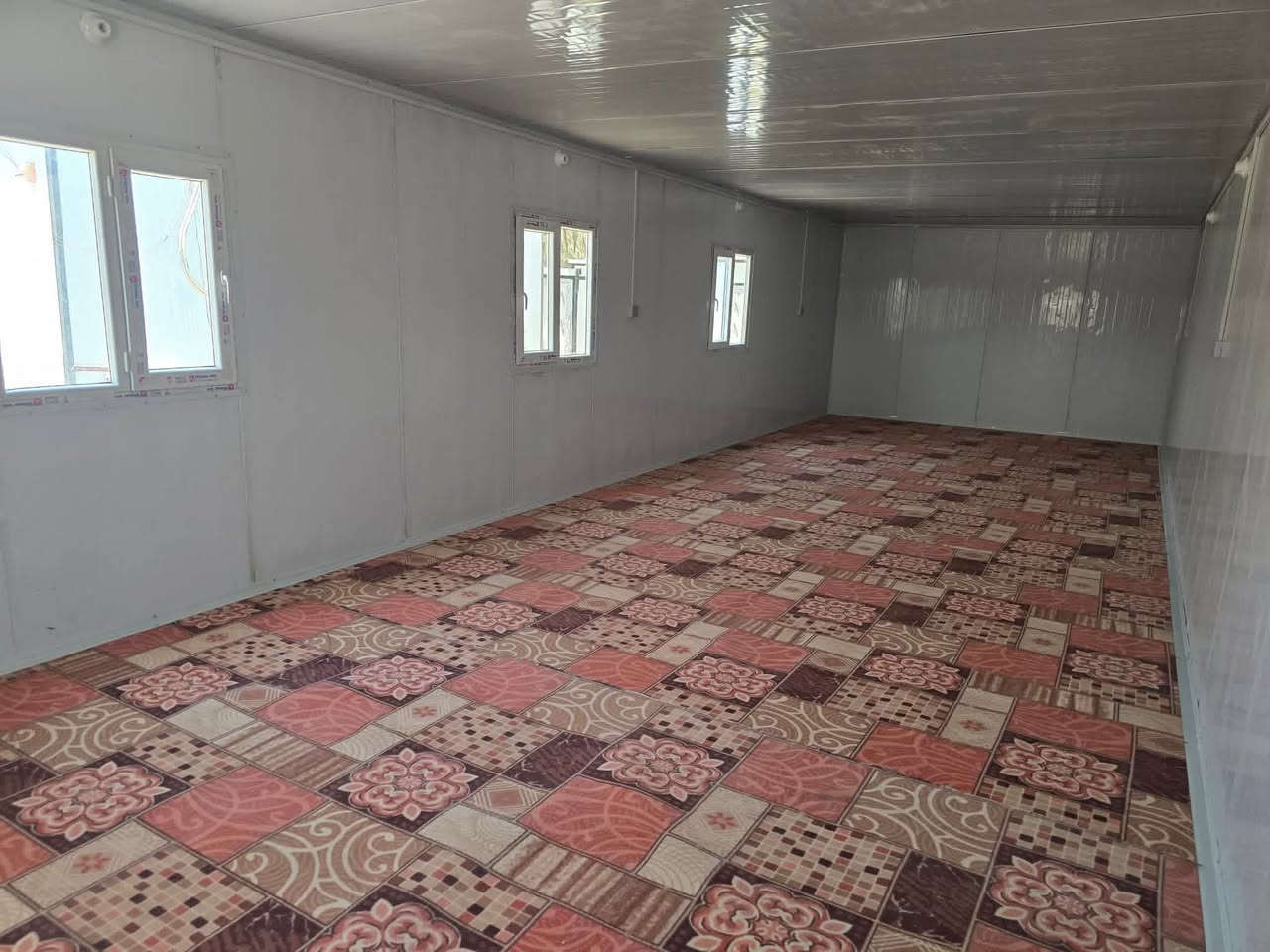 عرض خاص كافة اعمال السندويج بنظام الاقساط والشغل درجة اولى وبي ضمان محتاج مشتمل مخزن كرفان اتصال ***********بي واتساب
