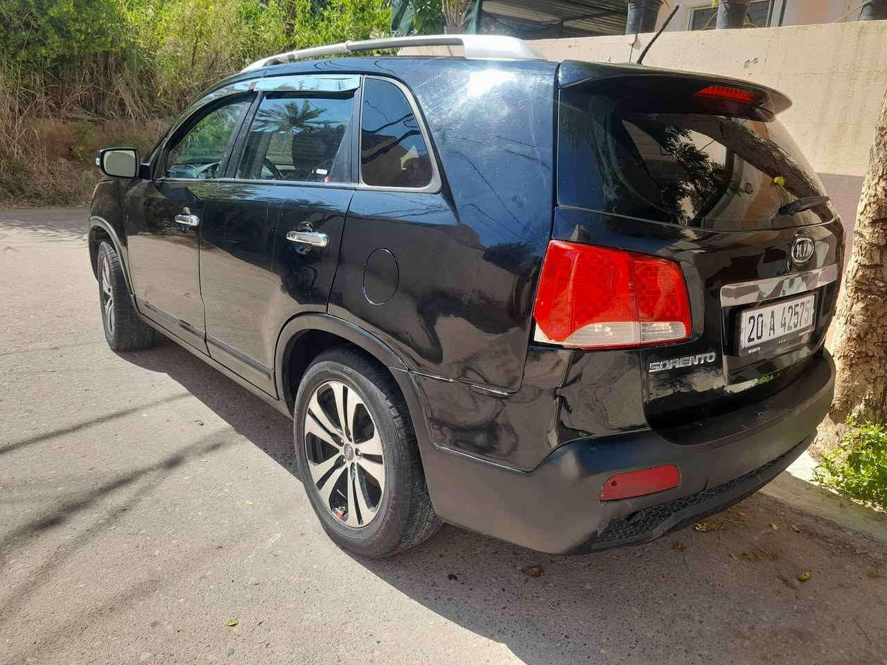 سورنتو موديل ٢٠١٢رقم ديالى سنويه ل٢٠٣١ هزه جديده بيه قطع صبغ وقطع تبديل أبيع عام ٦سلند دوش ٥راكب مكفوله من لغد شاصي ومن الجفيه حادث جامرلوغ خلفي محرك كير صدر كله مكفول السعر ٩٨ بيه مجال للاتصال ***********مكاني بعقوبه مراوس بأقل شويه هم يرهم
