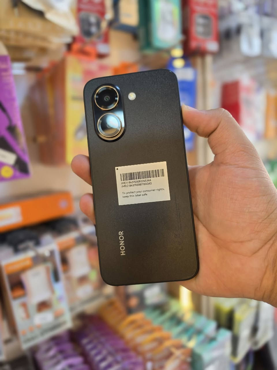سلام عليكم
هونر x7e 
ذاكره 128
جهاز جديد مستخدم اسبوع واحد فقط ملحقات وكرتون كامله
السعر 250 الف
***********
