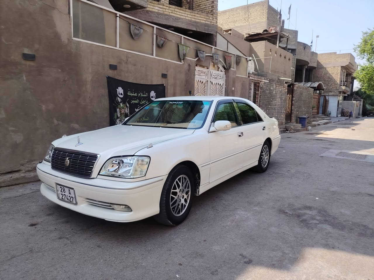 ملكه 2000 / 4 دكم حادث جاملغ خلفي وصبغ جماليه كير مكينه تبريد كفاله حداديه امامي خلفي شرط التحويل السعر 89 رقم الهاتف ***********
