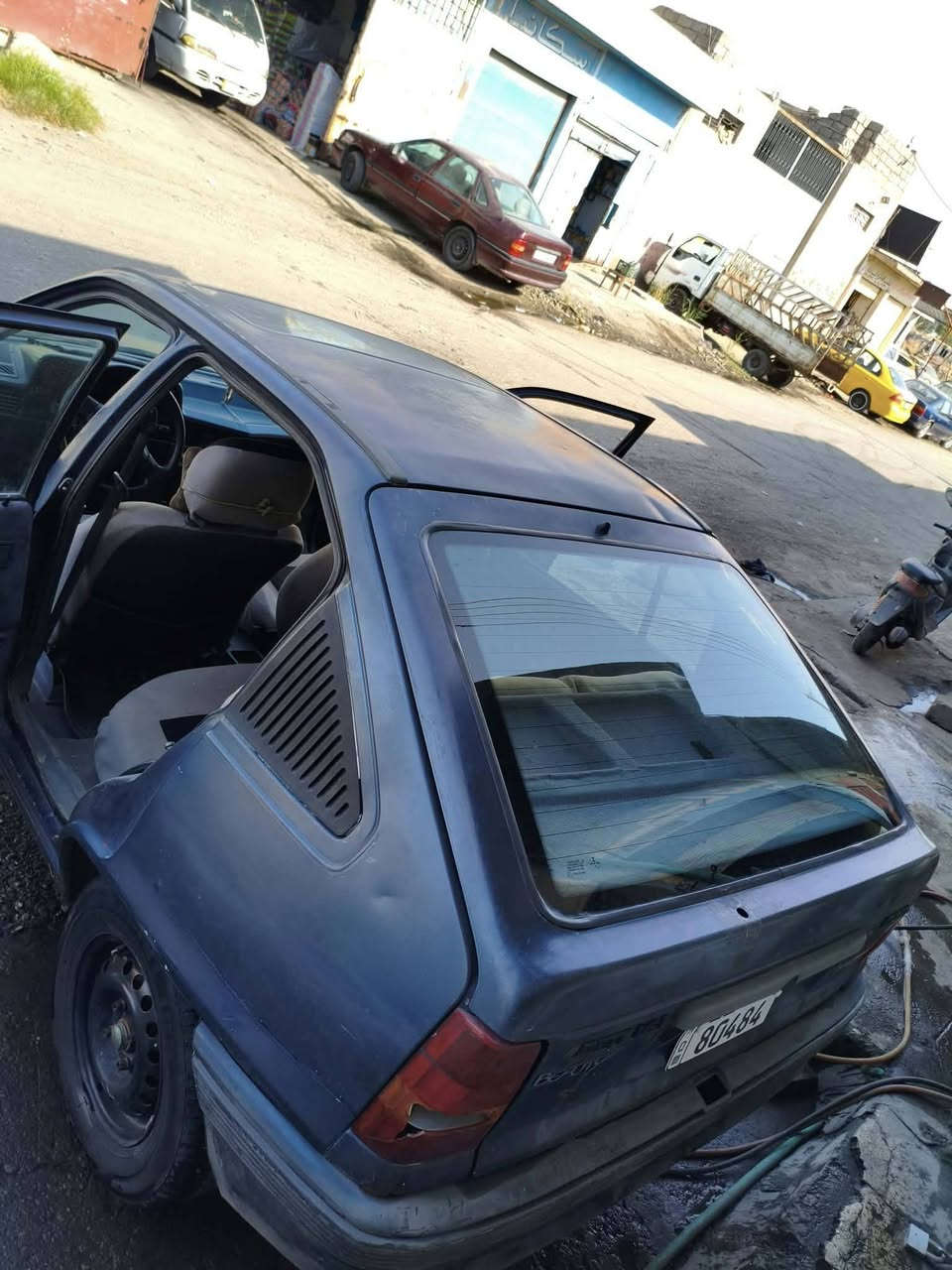 عندي كاديت البيع موديل 91 محرك 16 سعرها
26 وبيها مجال 
السياره ماتصرف عليها ربع
  لاصرف ولانفخ بيها كاربون بانزين الانتصال عل ارقام
*********** كورك
*********** اسيا
