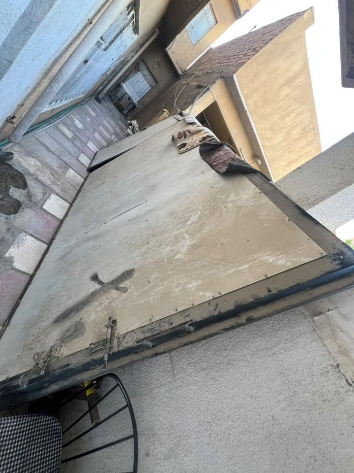 باب حديد خارجية للبيع درجة اولى
للاستفسار ***********
