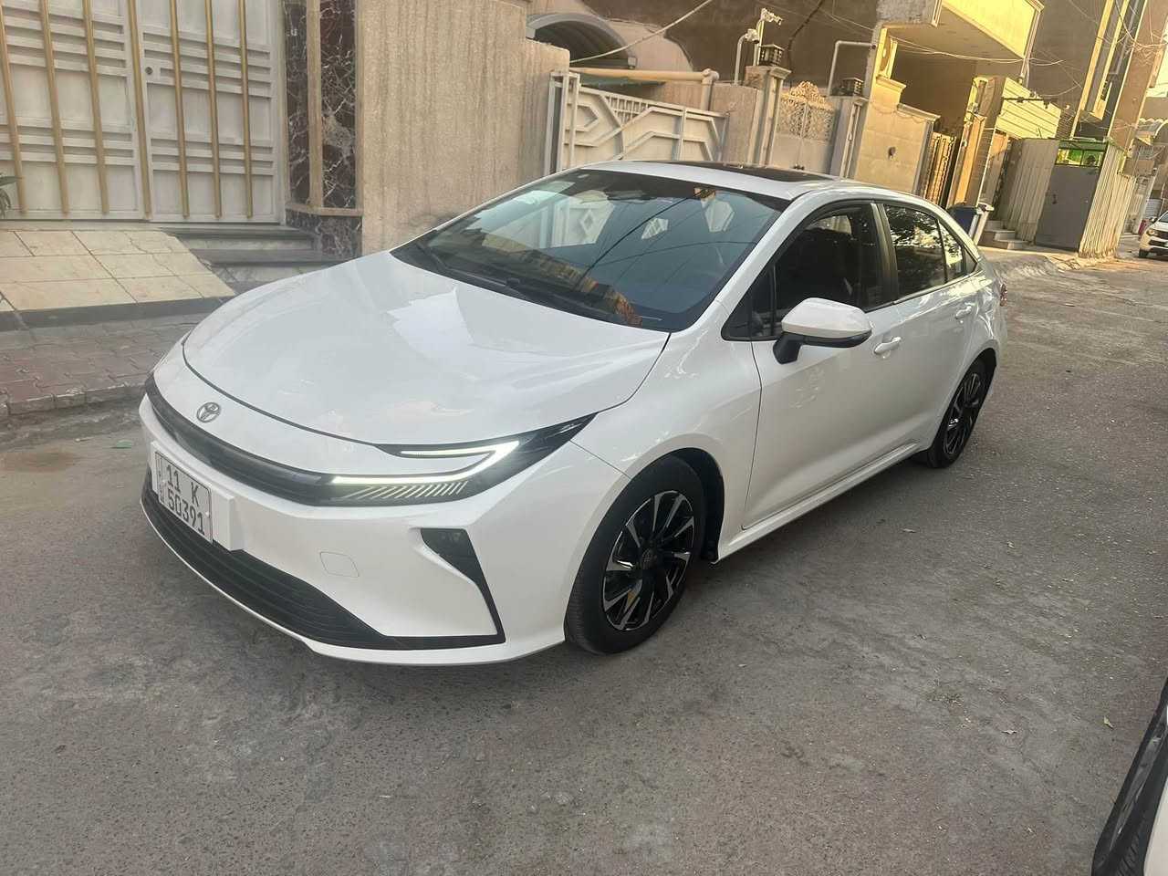 السلام عليكم 
كورلا هايبرد 2025 شكل 26 
مكفوله كفاله وضع زيرو 
ماشيه 5000 الف 
فول مواصفات. كرسي كهرباء 

السعر 280300  مليون 
رقمي ***********
