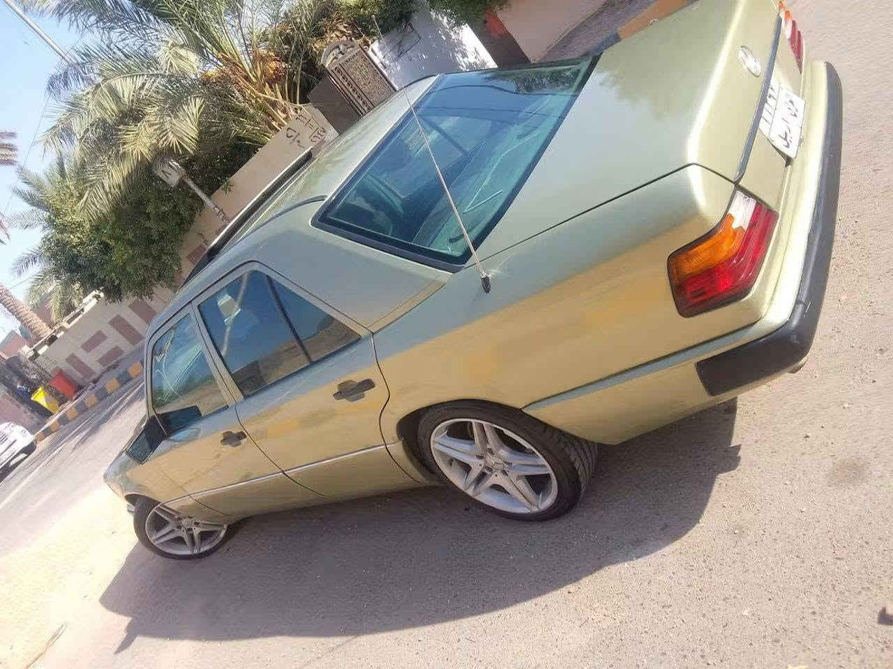 سلام عليكم
دب مارسيدس 86 محدثه 91 محرك وكير بطه 2500 ويل كب جديد رياضي ودوشمه جديده رقم أربيل السعر 37وبيها مجال  مكان الانبار فلوجه
***********
