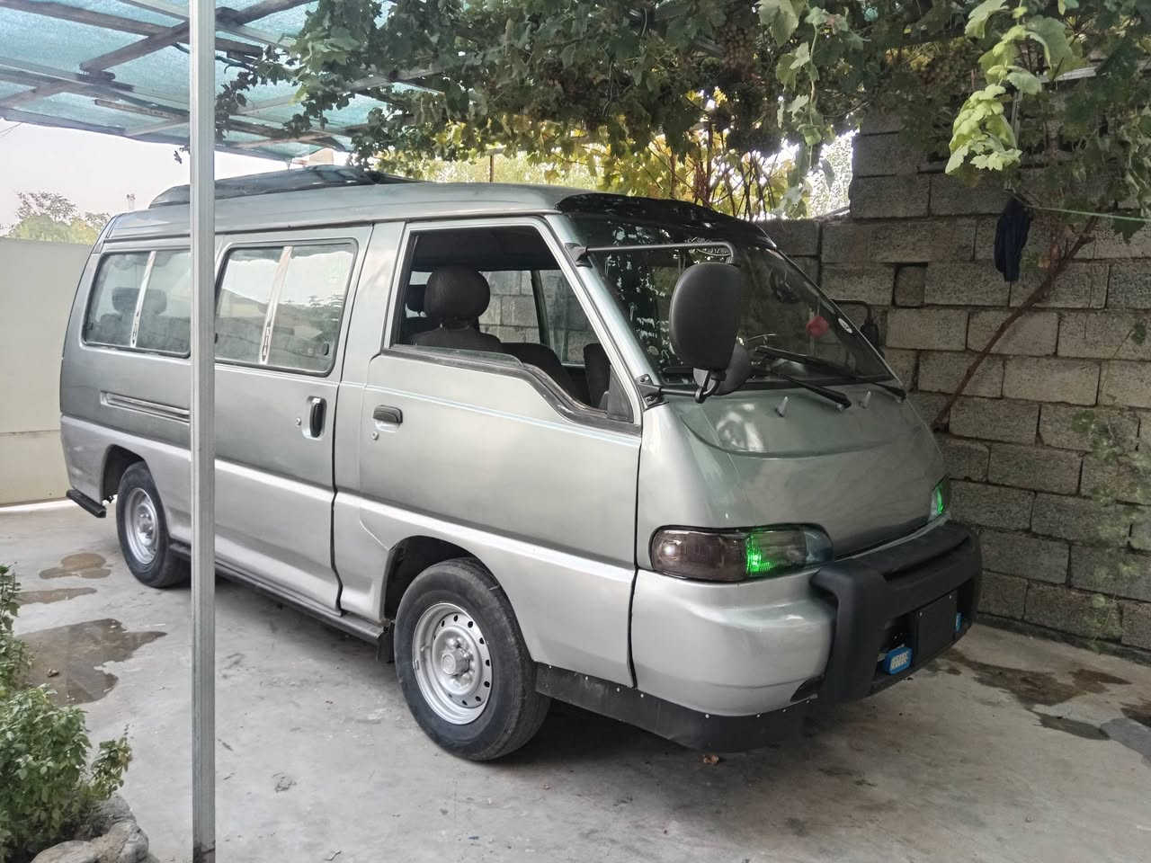 هۆندا 1993گازحیزام بۆیاخ بێ لێدران ناودەرەوەجوانەتوندوتۆڵە سەنەوی جنوبه وەکالەی لەگەڵە بەرگەکوشنوناوگاعی تازەیە ***********لەقەڵادزێم
