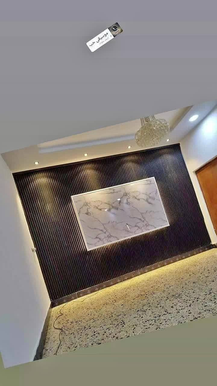 نصير الصباغ *********** الدجيلي

نص مكتوب في الصور:
- موسيقى حب
- السلام عليكم متوفر صباغ سعر المتر الف دينار فقط الهاتف ***********