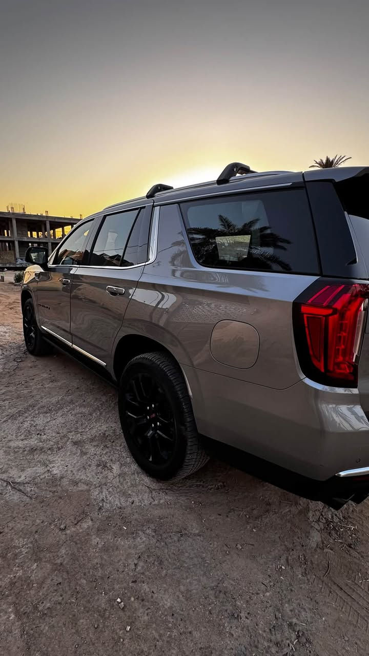 GMC Yukon 2023 دينالي سبورت
سياره مزوده بشوته رياضيه وكزوز رياضي من امريكا 
ماشيه 24 الف ميل 
ضرر موضح بصوره ومصلح بارد 

    كاميرا خلفية
سقف بانورامي
صندوق كهربائي
كاميرا أمامية
كاميرا 360
التحكم على المنحدرات
مستشعر وقوف
تدفئة المقاعد
تبريد المقاعد
بصمة
مسند ذراع
مثبت سرعة
مرايا جانبية كهربائية
نوافذ كهربائية
حساس المطر
شاشة
مراقبة النقطة العمياء
نظام المفتاح الذكي
التحكم التلقائي بدرجة الحرارة
نظام بدء التشغيل (زر تشغيل)
نظام فرملة الطوارئ
مقاعد كهربائية
8 وسائد هوائية
مصابيح زينون أمامية
مصابيح LED أمامية
نظام إنذار
قفل مركزي للأبواب
مانع الانزلاق
عرض المعلومات على الزجاج الأمامي (Head-Up Display)
تدفئة مقود القيادة
لوحة قيادة رقمية
إضاءة محيطية
أبل كاربلاي
مقاعد الصف الثالث
ABS
4×4 (دبل)
التشغيل عن بُعد
رادار
شاحن لاسلكي
🟥سعر 490$يعني اربع شدات و90ورقه
 🟥مكلف بنشر 
لاستفسار اتصل
***********
