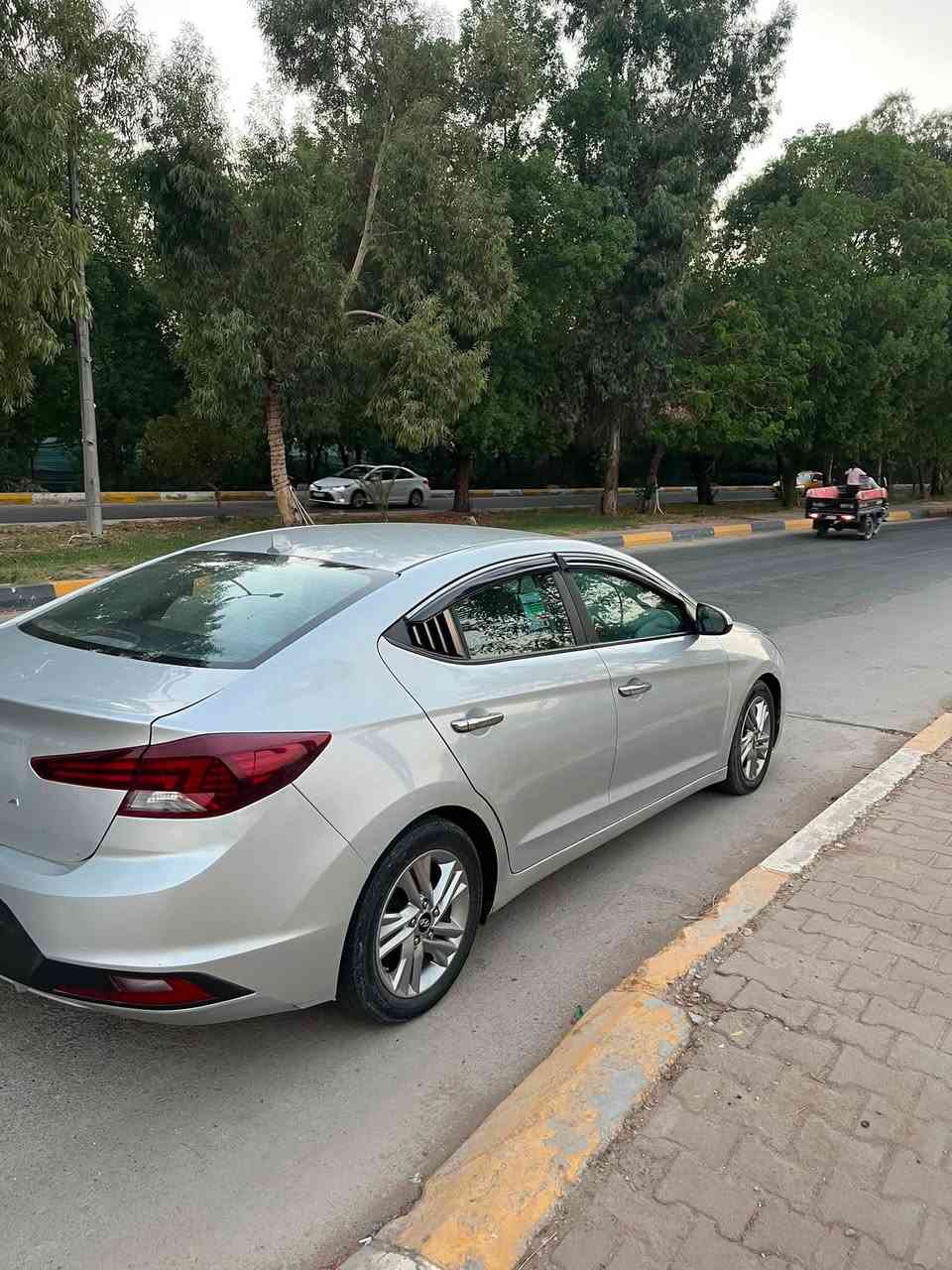 النترا أمريكي ١٩ گير AT
السيارة ليبل واحد 
حادث بسيط صبغ جاملغ مع ربع البنيد 
السعر ١١٤ مع المجال 
كربلاء طويريج    ***********

