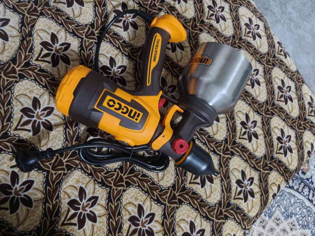 🔥 عرض خاص مسدس رش INGCO 530W 🔥 اصلي
✅ القوة: 530 واط 
✅ تانكي ستانلس 1000مل
✅ 3 فوهات للرش + تعديل الكمية
✅ يرش صبغ وورنيش ولقاح
✅ مناسب للجدران والاث والسيارات
💰 السعر 45
🚚 توصيل متوفر جديد بل كارتون
📞 للحجز: ***********
***********
