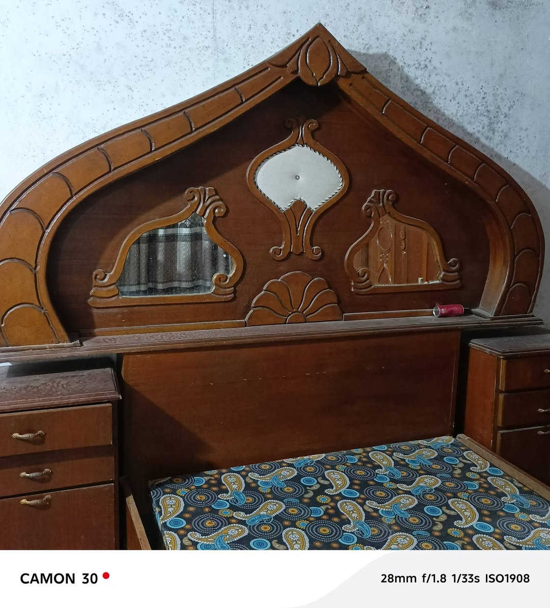 اخشاب رقم واحد صاج نظيف واحد على واحد الاستفسار الرقم***********
