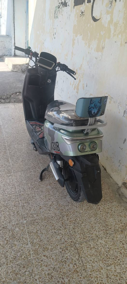 ماطور شحن للبيع 318
6باتريات شرط جدد
الملف2000
سرعه 99
3نمر
امبدال عقل مال شركة 
دبل صويج دبل بصمه
عندك الاشاير مايشتغلون بس الباقي كلوشغال بس الدرع شويه بي  طخات 
النضافة كدام العين 
العنوان الموصل الايسر
ا المو شراي لايجي خاص السعر 450وبي مجال 
الرقم ***********
متوجد عل وتساب
