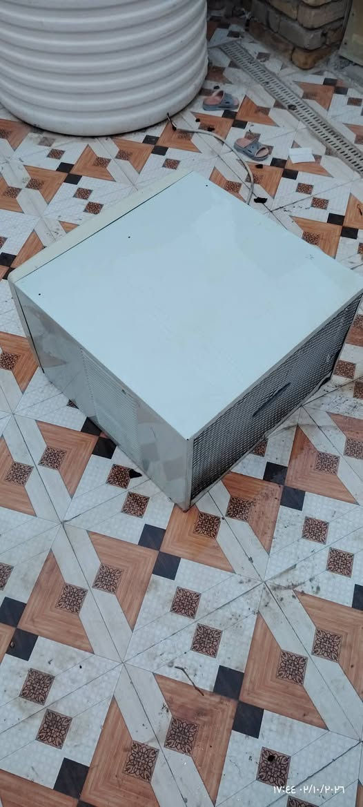 مكيف جنرال 2 طن تبريد ثلج تدفئه شرط مادخل تصليح بوضع شركه كلش جديد بعد جنرال معروف السعر 225 الف وبيها مجال بسيط بلاش بلاش بلعافيه ع ياخذه
مكاني بابل قضاء القاسم ***********

نص مكتوب في الصور:
- ١٧:٤٦ ٠٢/١٠/٢٠٢٦
- ١٧:٤٤ ٢٠٢١/٠٢/٢٦