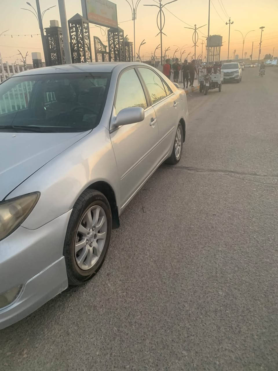 كامري 2006 امريكي المكينه  2400
مصبوغة عام للجمالية 
ضررها الباب الورة جهة العبري مبدل
رقمها ذي قار رقم انگليزي باسمي 
تبريد شغال تخم تاير جديد
السيارة بيها شاشة وكامرة دواره وتحكم ستيرن جهة وحده وكشن السايق كهرباء ارضية السيارة جلد  مكينه وكير بشرط وين ميعجبك تطلع بيها تراي 

السعر  78 وبيها مجال قليل 
أستفسار اكثر 
 واتساب او اتصال ***********
