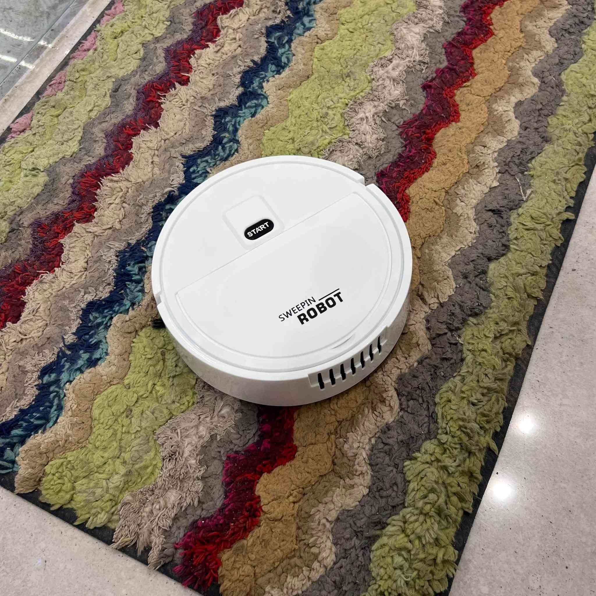 مكنسة الروبوت الذكية Sweepin Robot XM920 هي حل تنظيف شامل 3 في 1 يجمع بين الكنس والشفط والمسح في جهاز واحد.

تنظيف متعدد الوظائف: توفر المكنسة خيارات تنظيف متعددة لتناسب مختلف الاحتياجات، بما في ذلك وظيفة الرش بالترطيب التي تضيف طبقة إضافية من النظافة عن طريق ترطيب الهواء أثناء التنظيف.

تشغيل هادئ: تعمل بمستوى ضوضاء منخفض (حوالي 55 ديسيبل)، مما يتيح لك تنظيف الأرضيات دون إزعاج راحة منزلك أو إنتاجيتك.

ملاحة ذكية: مزودة بأجهزة استشعار ذكية ونظام كشف التضاريس (OBS) لتجنب العوائق والسقوط تلقائيًا، مما يضمن حركة مستمرة وتنظيف دقيق.

سهولة الاستخدام والصيانة: تتميز بتشغيل بسيط بلمسة زر واحدة، كما أن صندوق الغبار القابل للإزالة وقطعة القماش القابلة للغسل يجعلان الصيانة سريعة ومباشرة.

مناسبة لأسطح متعددة: تعمل بفعالية على أنواع مختلفة من الأرضيات الصلبة، بما في ذلك البلاط، الخشب، والرخام.

تعمل بالبطاريات.

الملحقات: درنفيس، قطعة قماش صغيرة ولاصق 
.
السعر 18،000
توصيل 5000

نص مكتوب في الصور:
- Brush*2
- Velcro*1
- Mop *1
- Small screwdriver*1