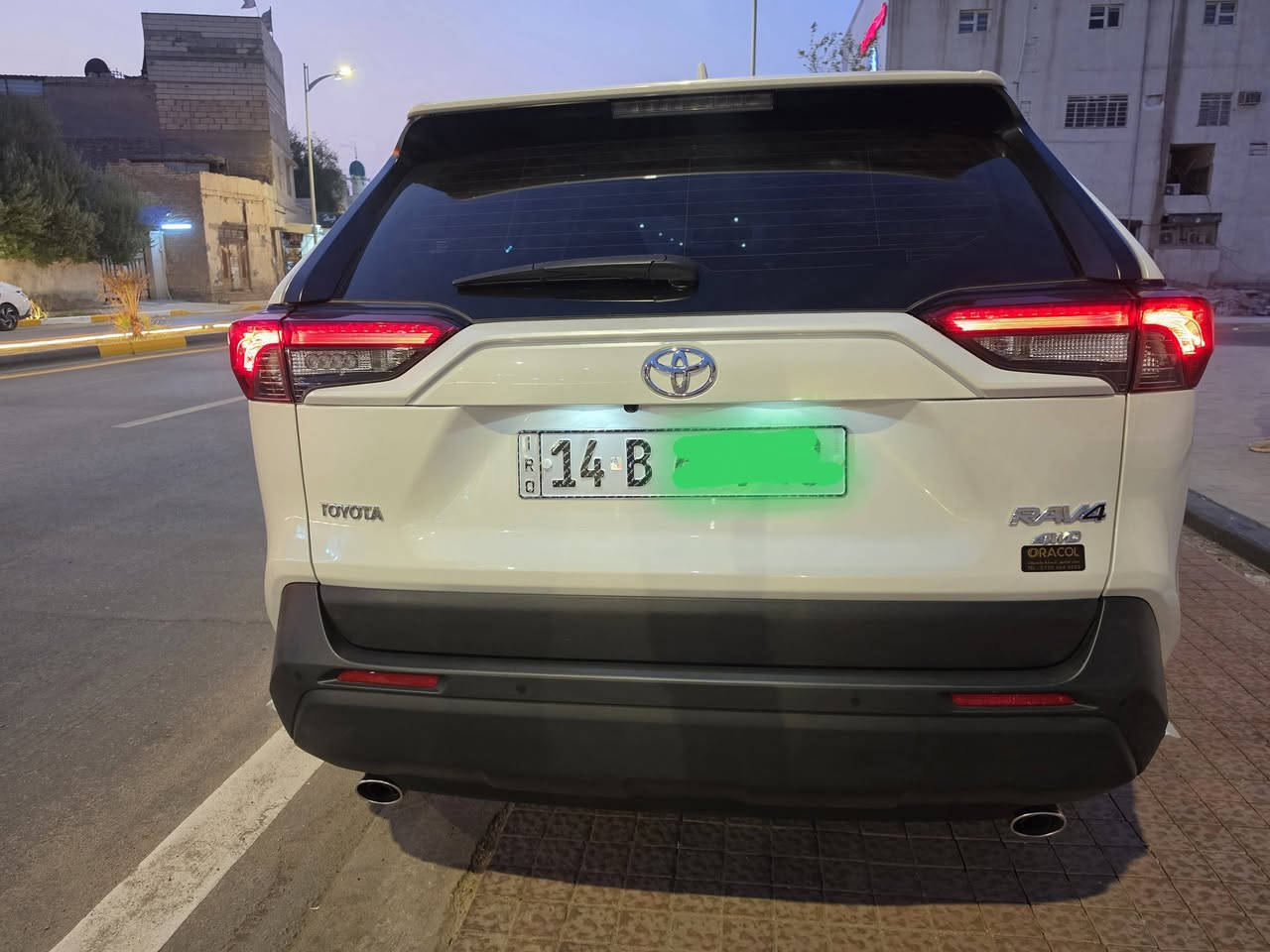 السلام عليكم
تحية طيبه للجميع تيوتا راف 4 خليجيه 2025 XLE بانزين ممشى قليل جدا 3531 مماشيه السياره شركة ساز رقم بصرة .ضرر جاملق وقليل من البونيد وضارب الايرباك  جميع المواصفات معروفه للXLE و  مغلفه نانو 
اوتو هولد
أنظمة قياده متعدده 
مانع انزلاق 
تثبيت سرعه ....الخ ماعدا البانوراما 
السعر242$ وبيها مجال حك الجيه 
الاتصال على الرقم *********** 
تعجبك السياره ابطن عيني متعجبك اندعيلنا وندعيلكم بالخير
