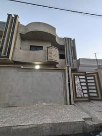 الميثاق • ١٦٠م • بناء حديث