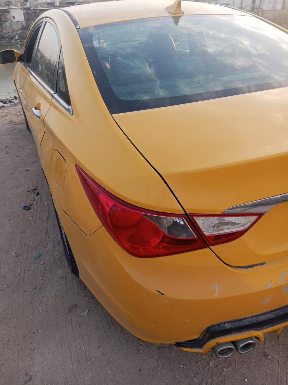 سوناتا أمريكي 2011
محرك 2400GDI
تبديل جاملغ امامي جهة العبري مع تصليح خفيف في البنيد مع ضربه بسيطه خلف التاير... 
مصفره هيئه وغرامات بأسمي تحويل مباشر او وكاله رقم انكليزي سنويه نافذه لغاية2030
السعر 75 وبيه مجال للشراي 
الإتصال على الرقم ***********سونار موجود 
تبريد ثلج حداديه ٧٥٪
