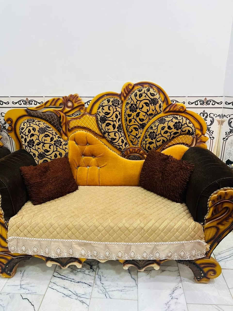 غراض للبيع تفاصيل تصال ***********
