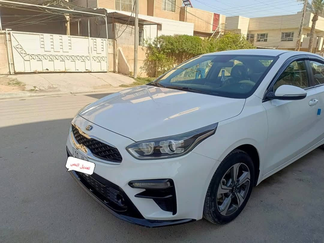 للبيع كيا سيراتو خليجي 2019 كفاله لا ضرب ولا تبديل ولا صبغ ولا فتح السياره على وضع الشركه السياره استخدام شخصي 

شركة الدولية

محرک 1600 دوش

حساسات امامية خلفية
تبريد قطعتين
ترحيب عند الاقتراب
مري شفط اشاره بالمري 

تشغيل عن بعد 

بصمة عدد 2
صندوك ذكي يفتح عند الاقتراب

اشاير مري شفط

نظام ترحيب عند الاقتراب 
شاشه كبيره
كامره دواره خلفيه
بك لايت لد 

led نهاري امامي

یک لایت led

مثبت سرعة تحكمات ستيرن

سيارة جديدة 

نظيفة ومابيهة كل نقص وبأسمي ورقم الدولي الجديد

للإستفسار الاتصال على الرقم ***********

نص مكتوب في الصور:
- تعديل النص
