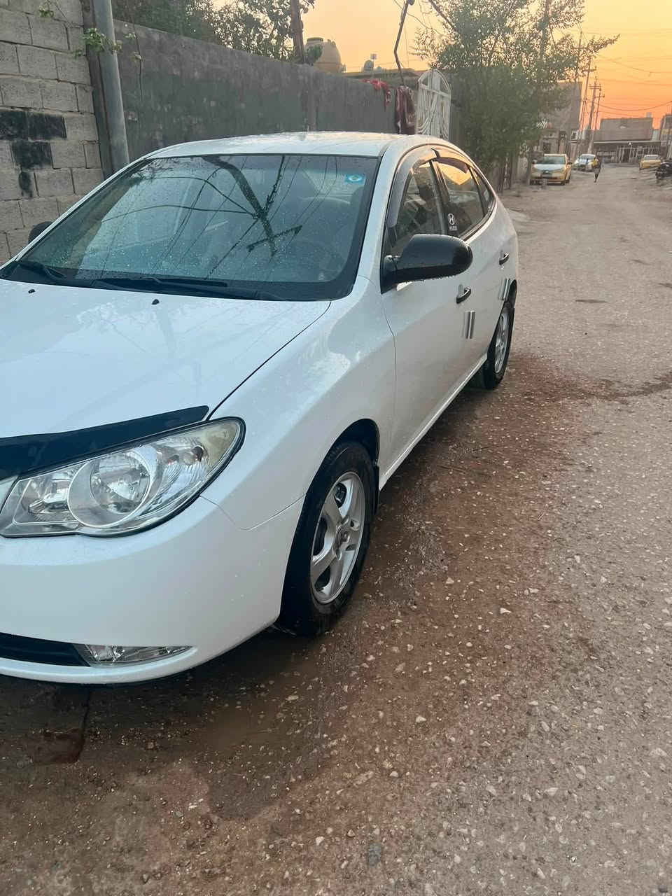 السلام عليكم النترا 2008رقم بغداد إنكليزي باسمي شاشه كأمره تخم تاير صدر جديد تبريد  السعر85ورقه العنوان بابل جبله للاستفسار***********
