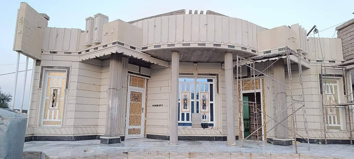 سلام عليكم عملنا مستمر الحمدالله حجر حلان واجهات وكبلنات وتصليح وجلي كرسته وعمل اسعارنا مناسبه جدا انارة مخفيه حسب الطلب اتصل وتبشر *********** وتساب ***********
